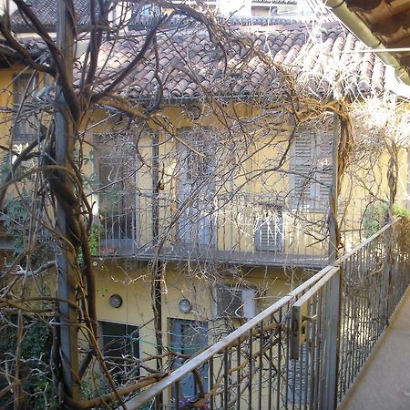 Appartamento Cairoli Milan Bagian luar foto